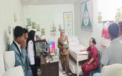 MAN Sumba Barat Perkuat Keterampilan Medis Darurat Lewat Pelatihan Penanganan Siswa Sakit Bersama Puskesmas Puu Weri